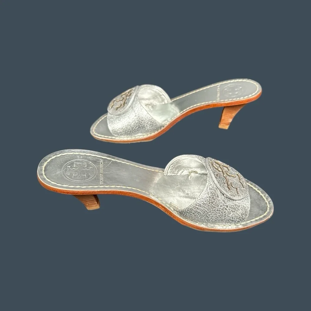 Tory Burch Miller Sandals Womens 6.5M Metallic Silver Open Toe Wooden KittenHeel